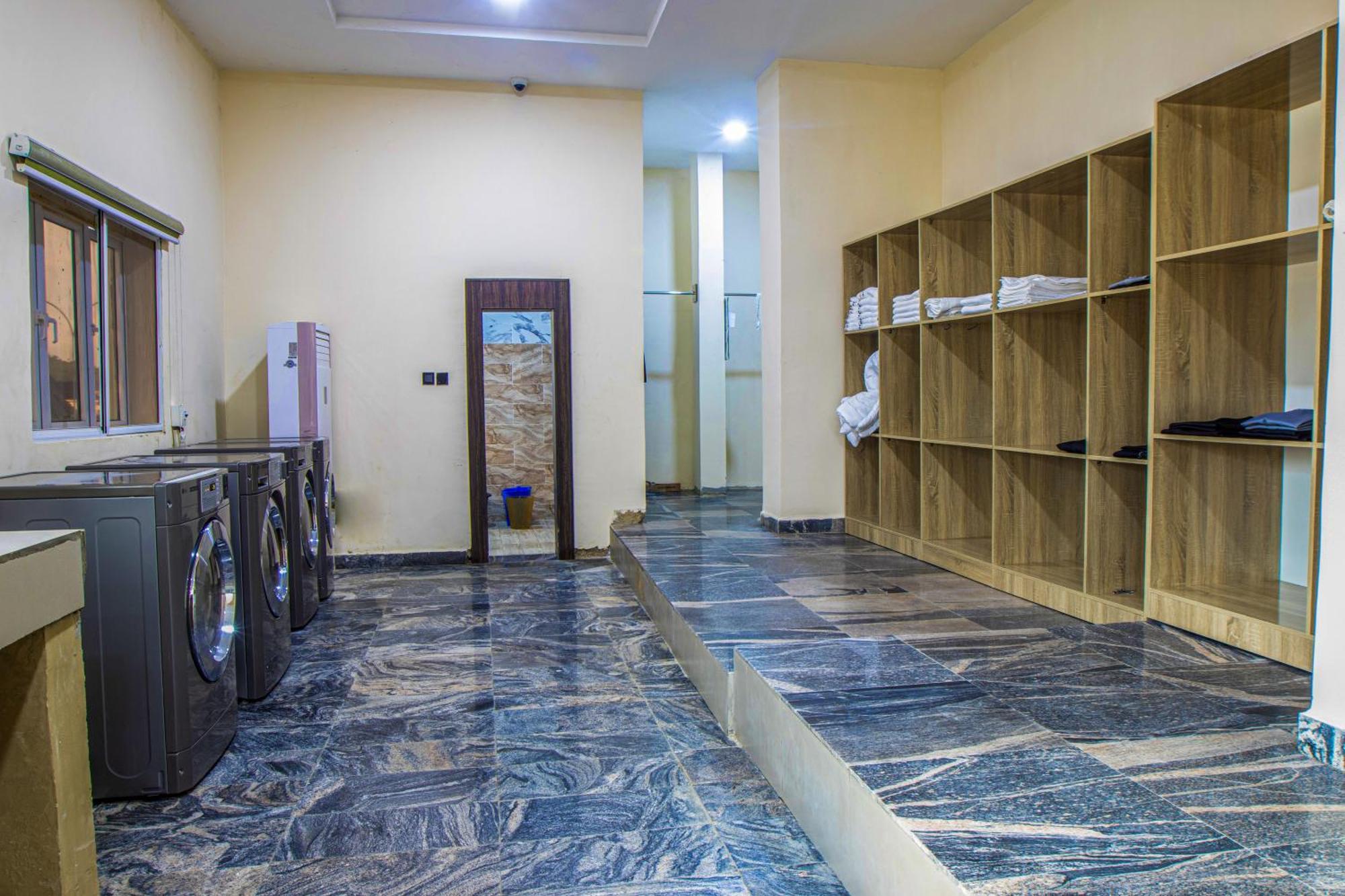 Aveon Hotel Abuja Exterior photo